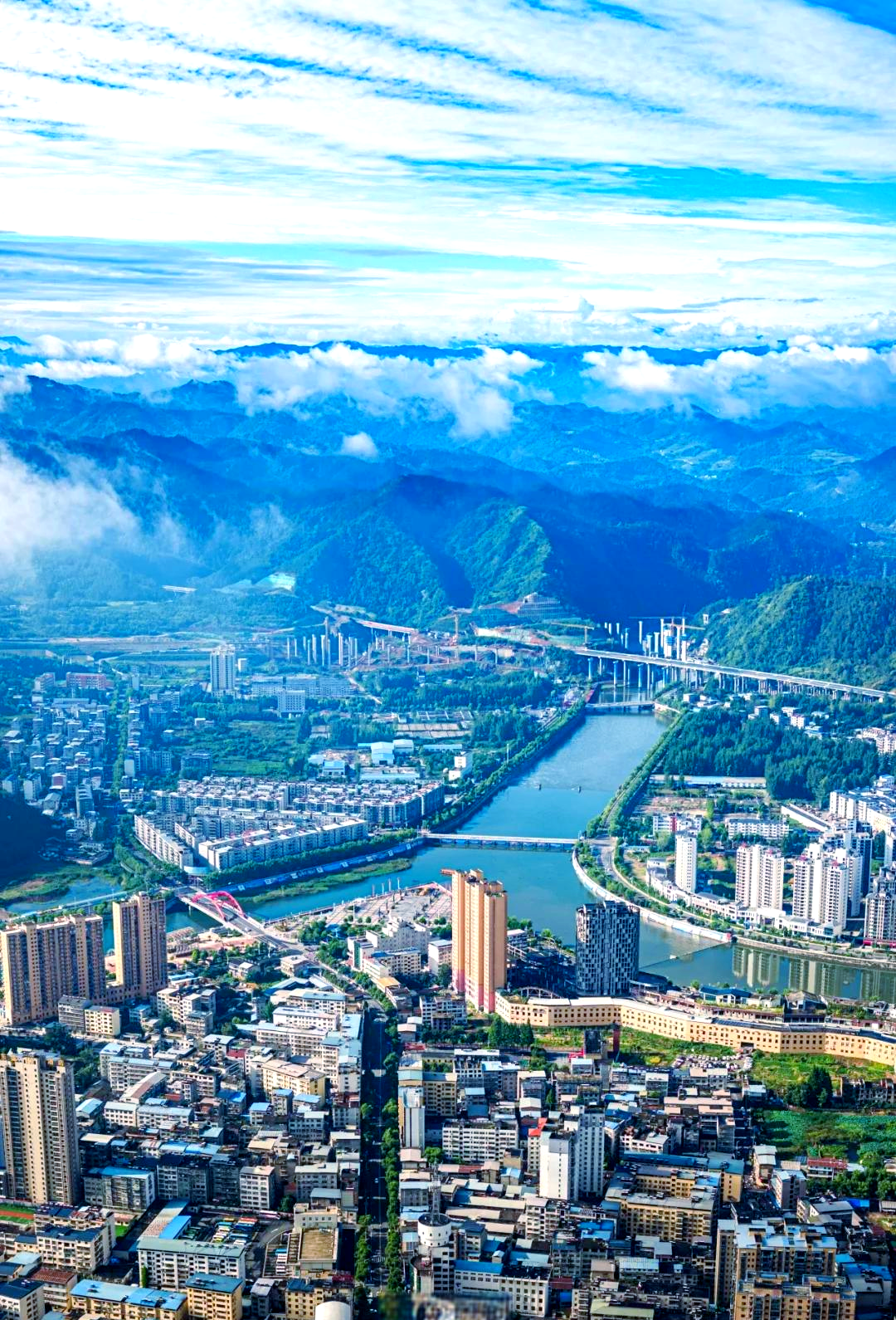 郧西天气(郧西胡俟判决书)