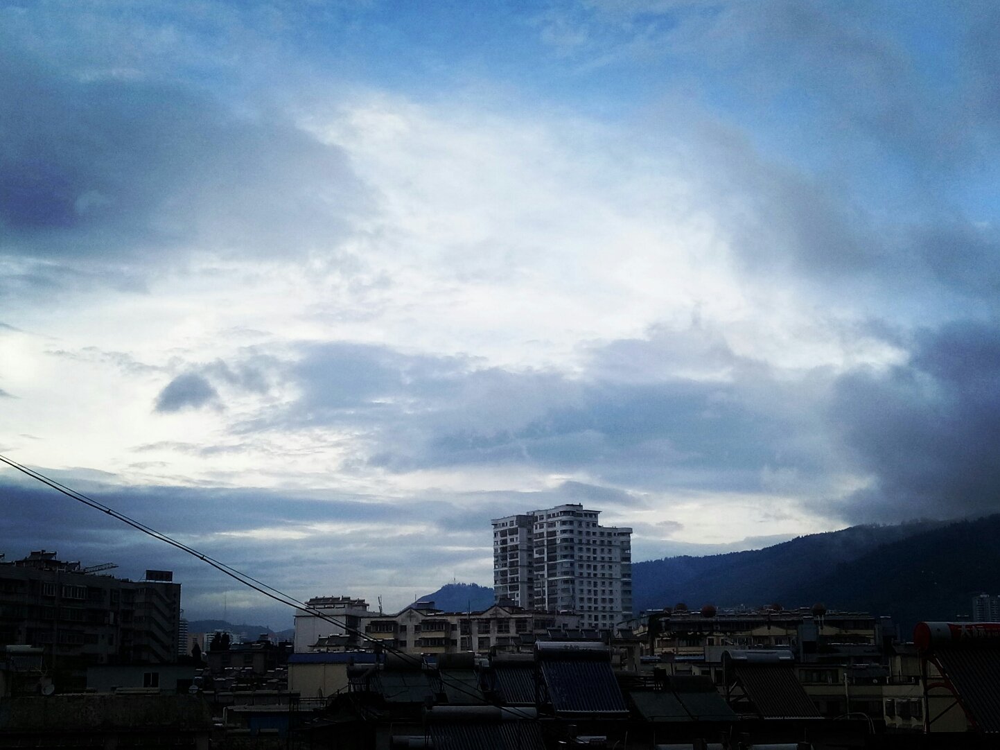个旧天气预报(个旧天气预报15天)